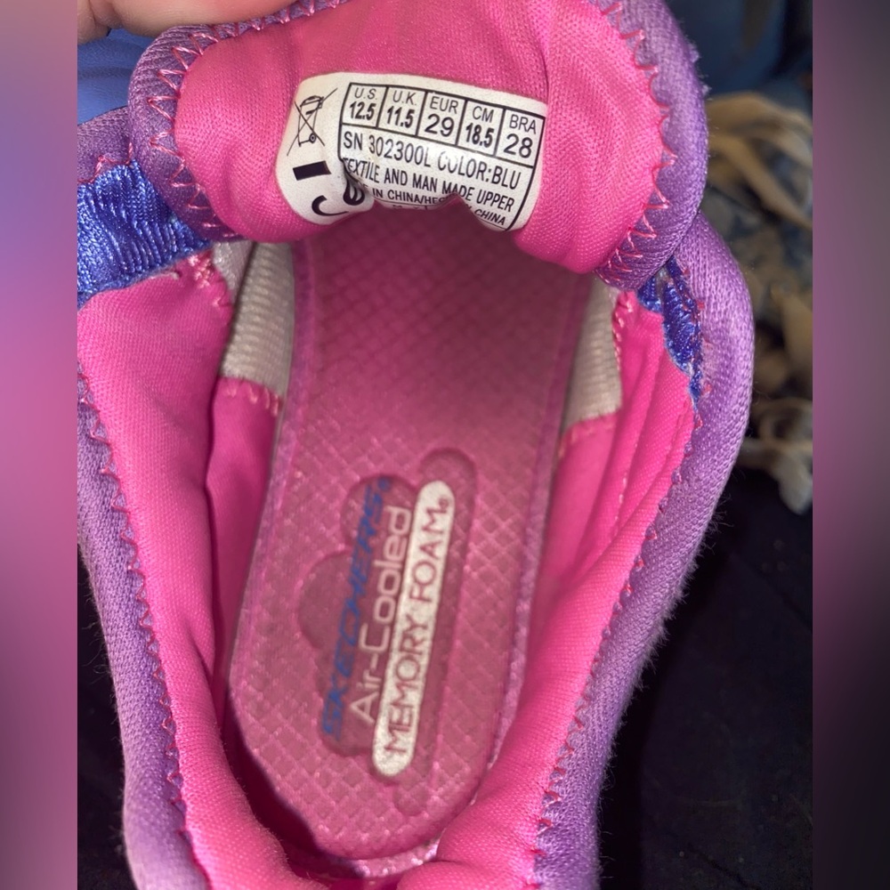 Sketchers Rainbow Racers - Picture 7 of 9